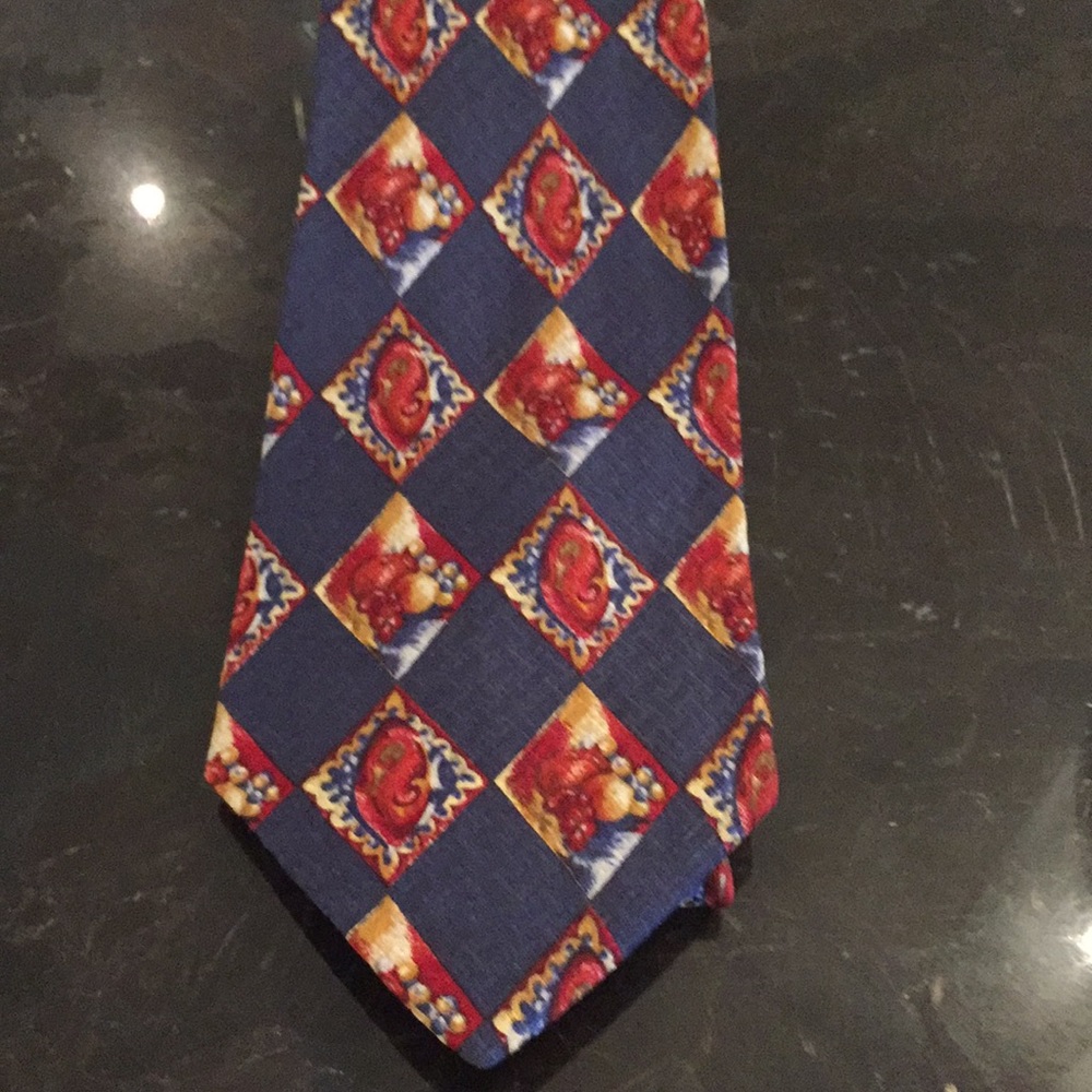 JP Tilford men’s silk tie